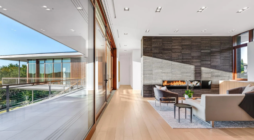 Riverhills Modern
